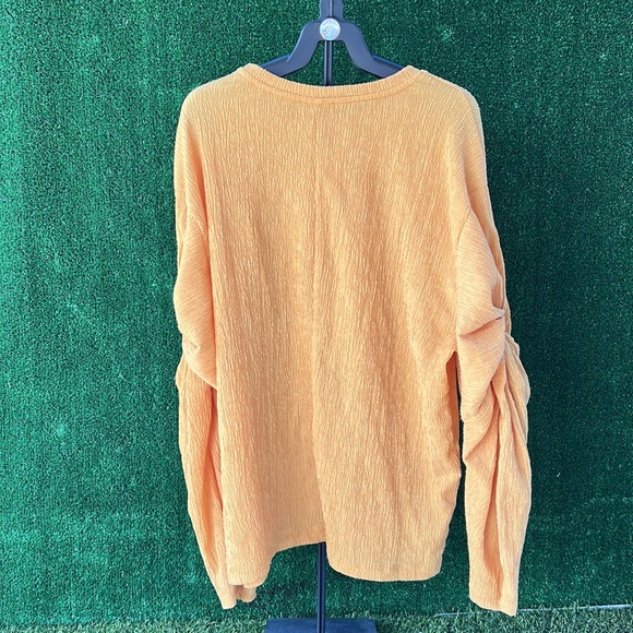 Zara blouse - Picture 3 of 3